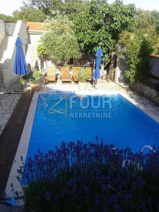 Njivice, Omišalj, 360m2