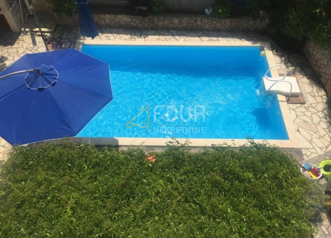 Njivice, Omišalj, 360m2