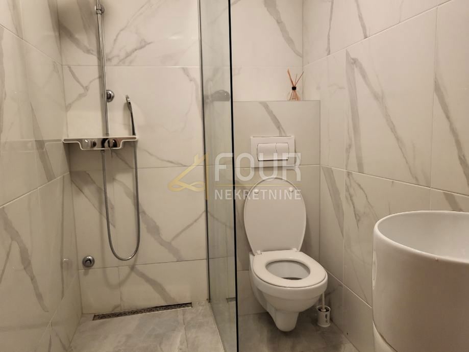 Njivice, Omišalj, 360m2