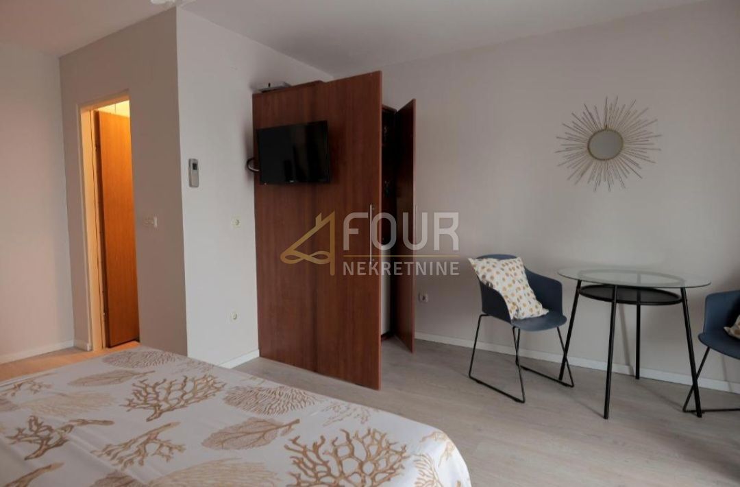 Njivice, Omišalj, 360m2