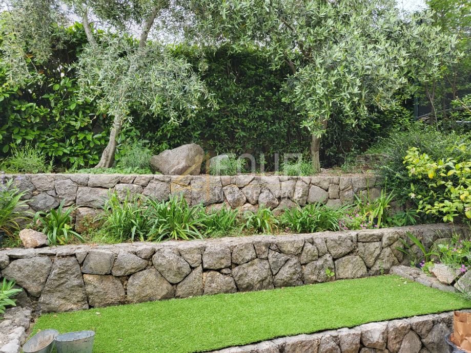 Njivice, Omišalj, 360m2