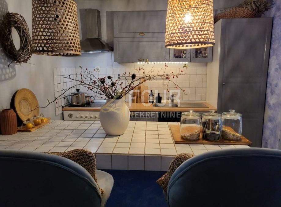 Njivice, Omišalj, 360m2