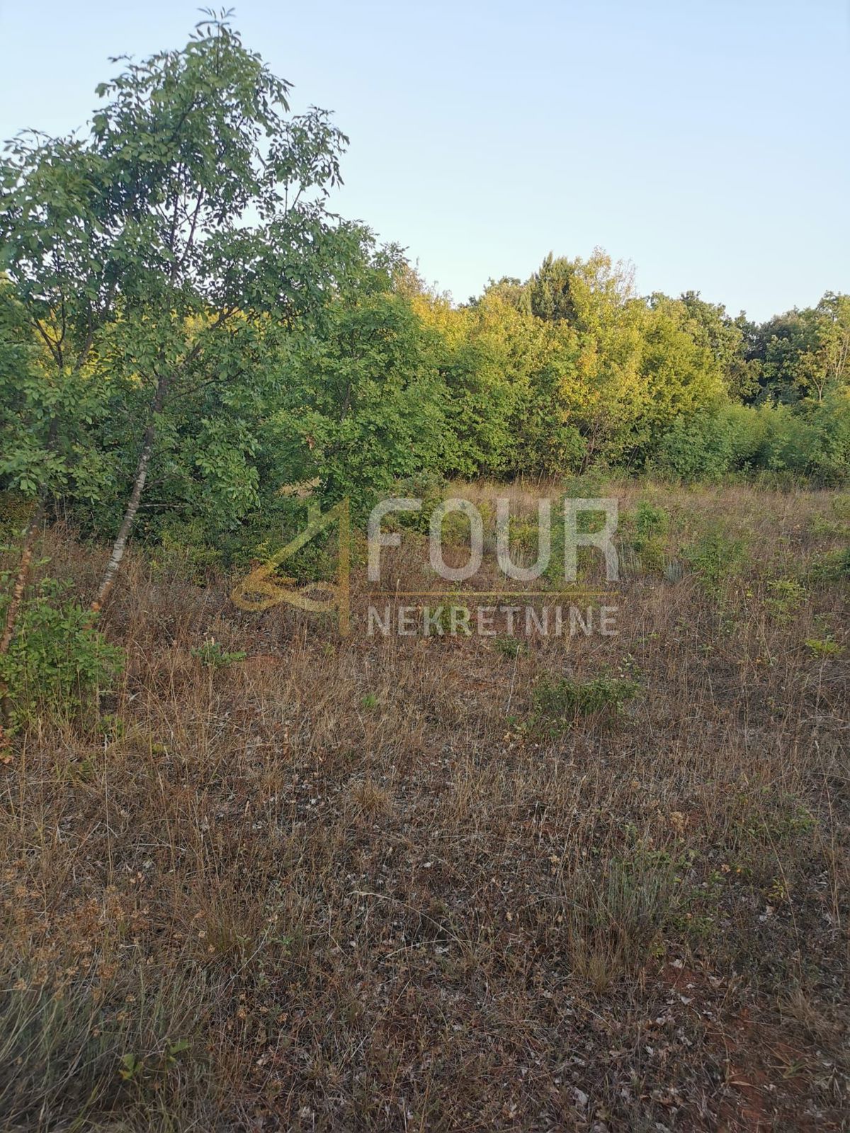 Valtura, Ližnjan, 7.137m2