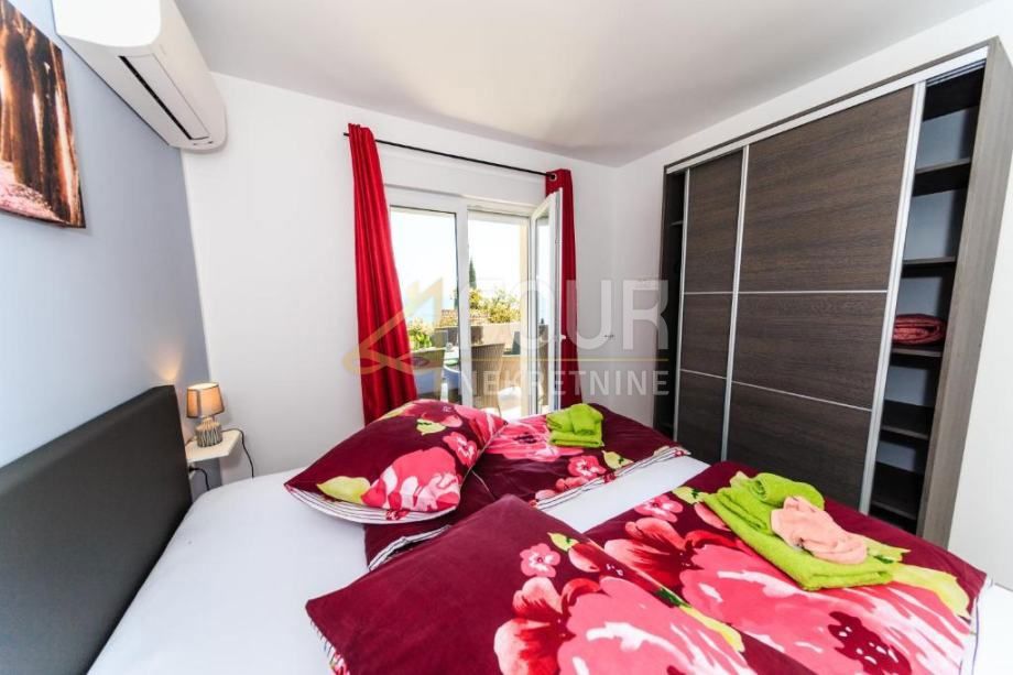 Ika, Opatija - Okolica, 380m2