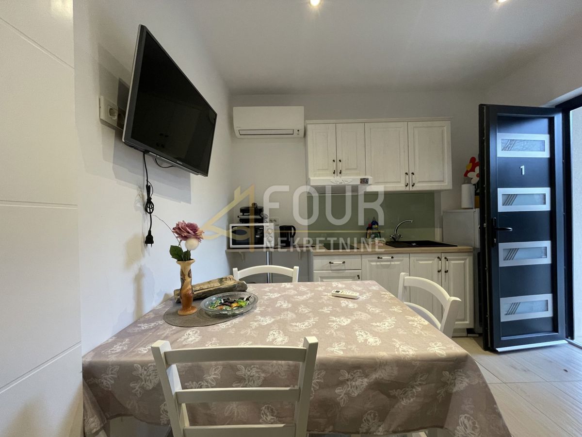 Ika, Opatija - Okolica, 380m2