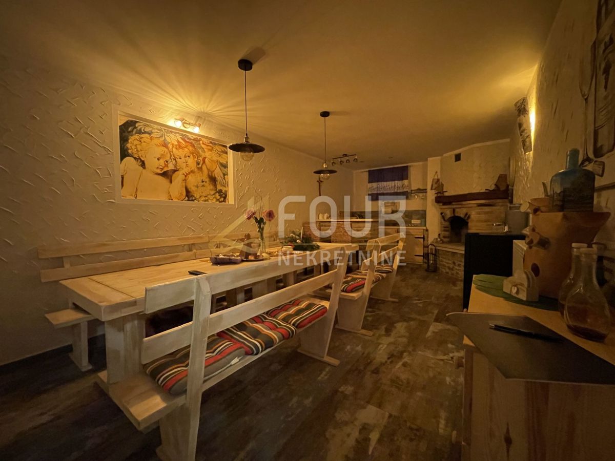 Ika, Opatija - Okolica, 380m2