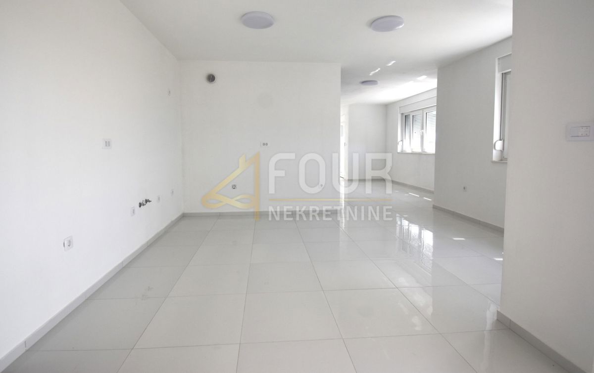 Crikvenica, 122,81m2