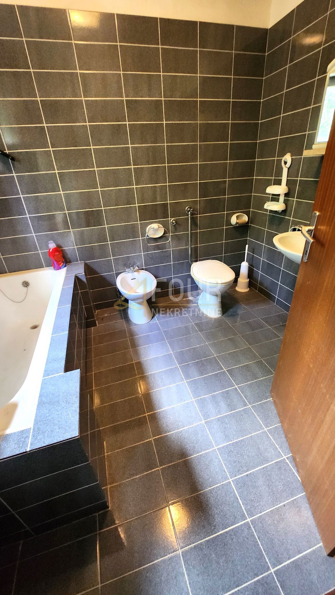 Grižane-Belgrad, Vinodolska Općina, 260m2