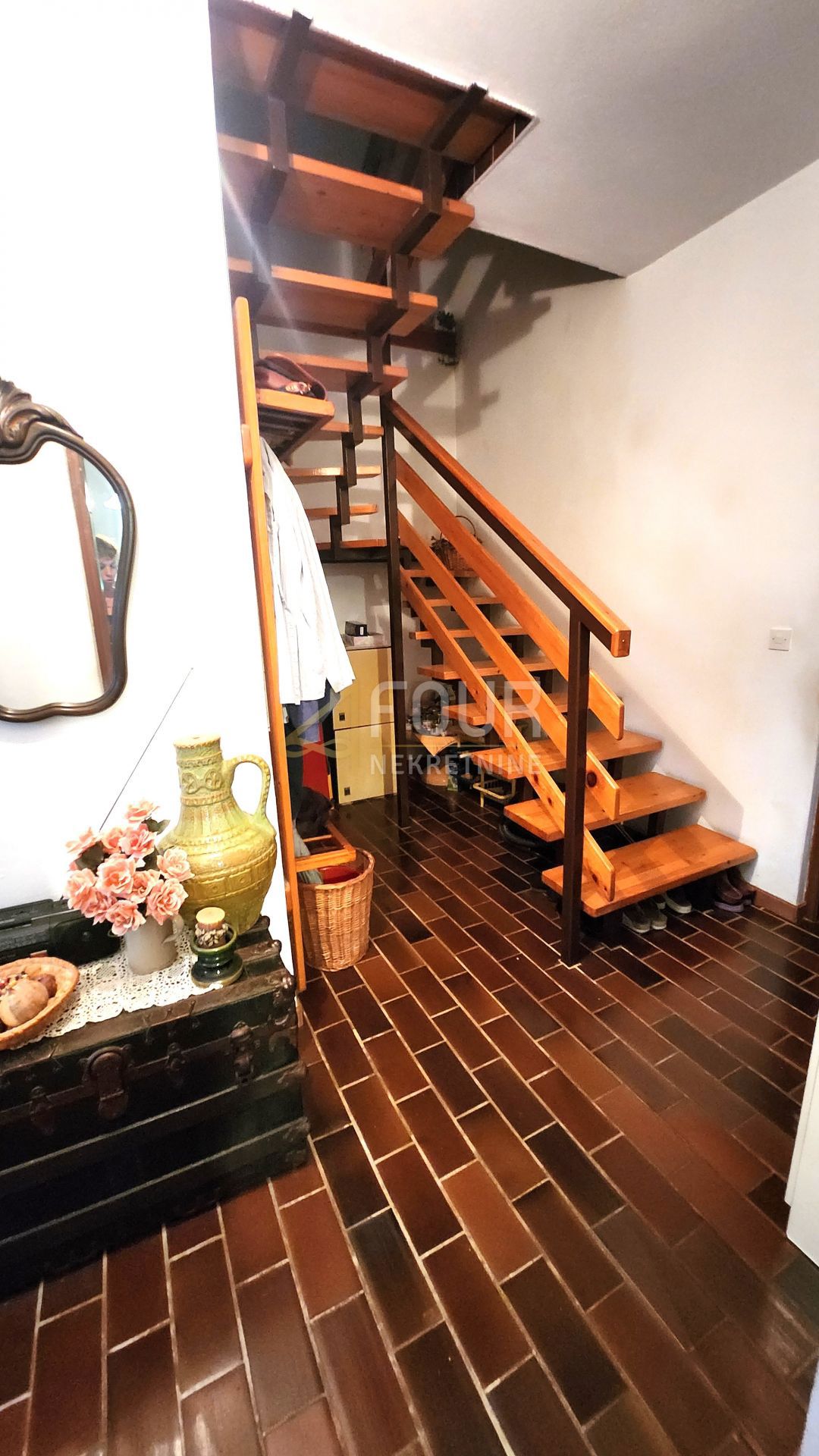 Grižane-Belgrad, Vinodolska Općina, 260m2