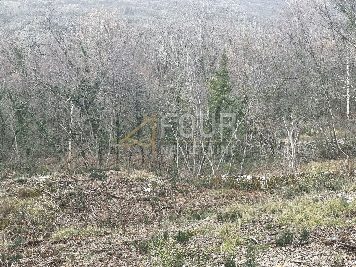 Brseč, Mošćenička Draga, 1.518m2