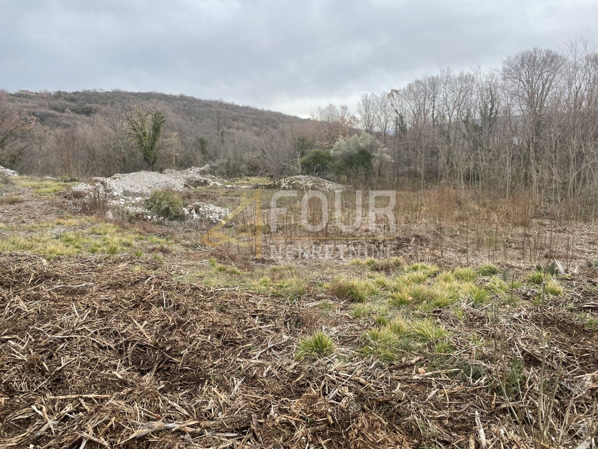 Brseč, Mošćenička Draga, 1.518m2