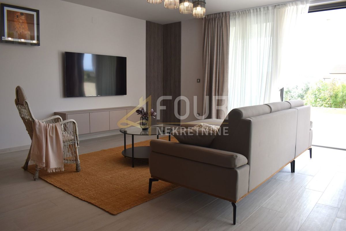 Malinska, Malinska-Dubašnica, 173,45m2