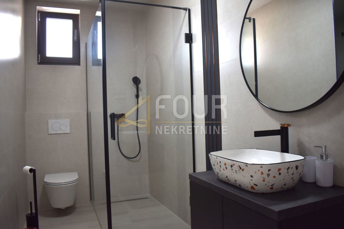 Malinska, Malinska-Dubašnica, 173,45m2