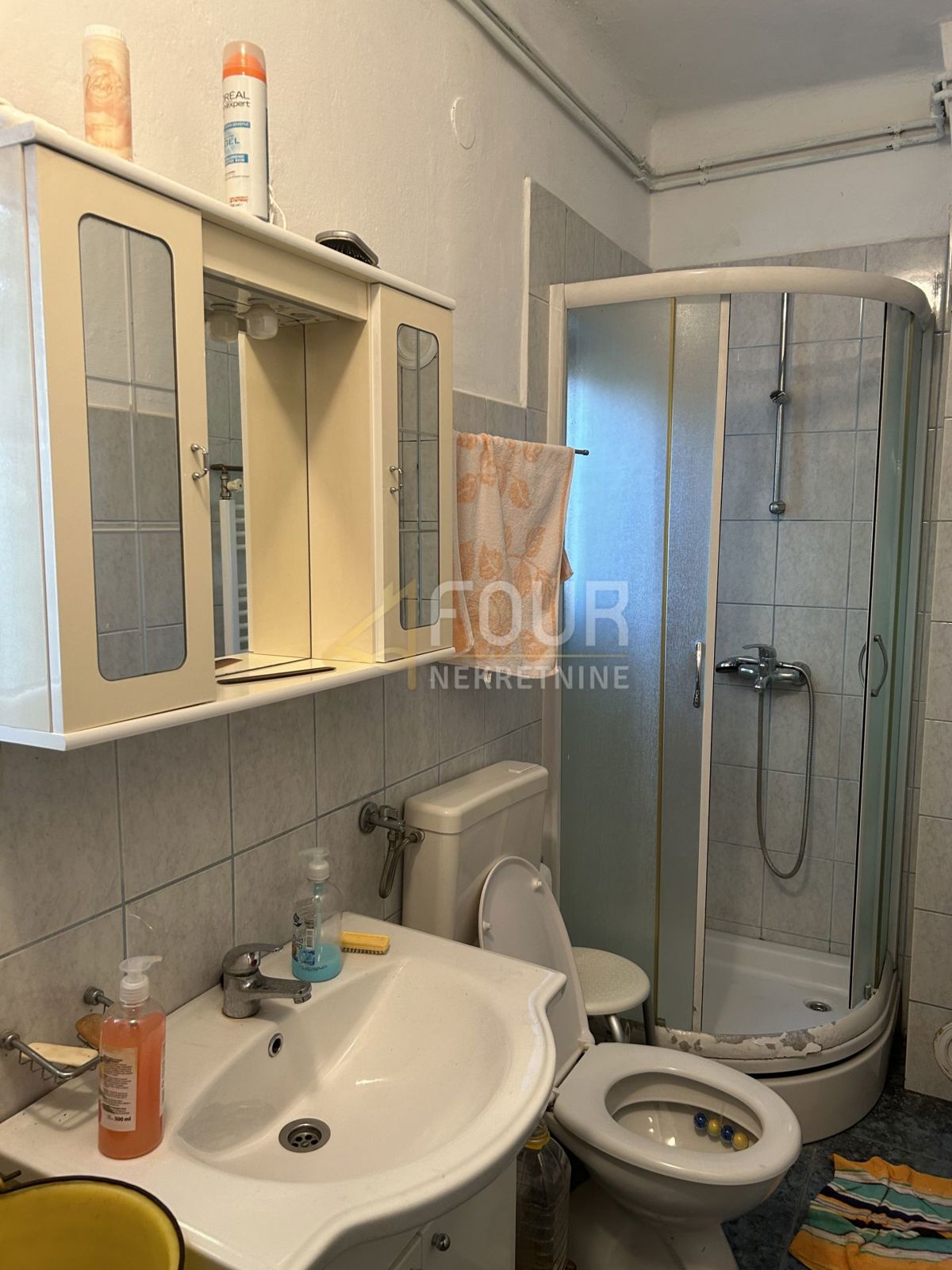 Severin na Kupi, Vrbovsko, 150m2