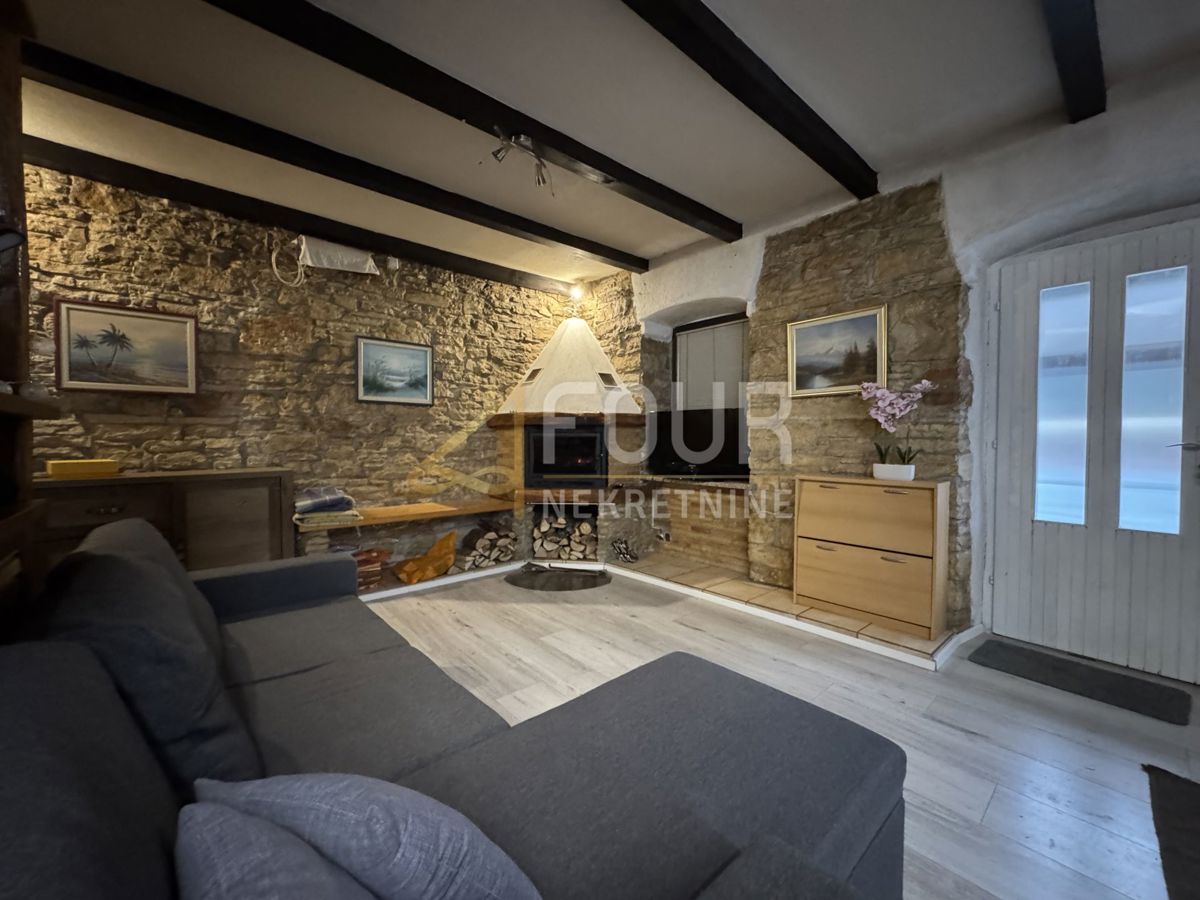 Stari Pazin, Pazin, 208,04m2