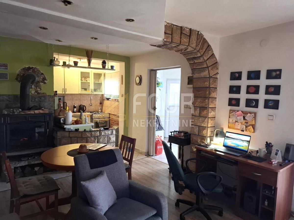 Pehlin, Rijeka, 70m2