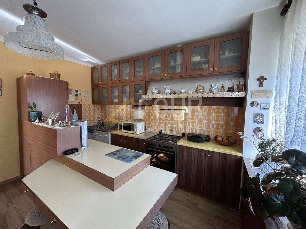 Saršoni, Viškovo, 300m2