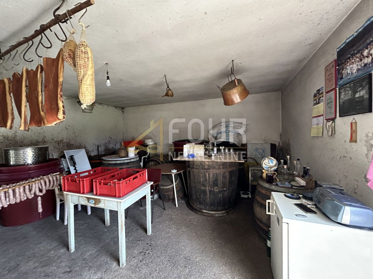 Saršoni, Viškovo, 300m2