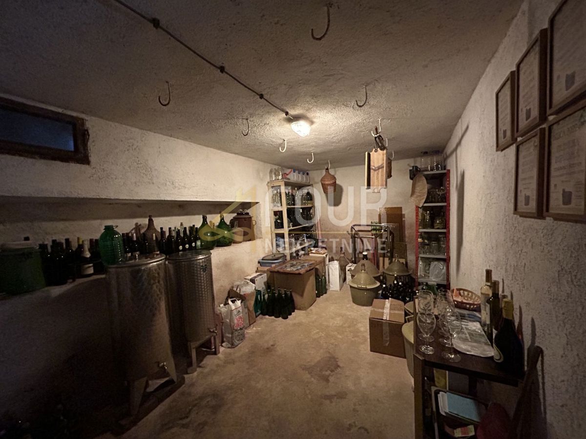 Saršoni, Viškovo, 300m2