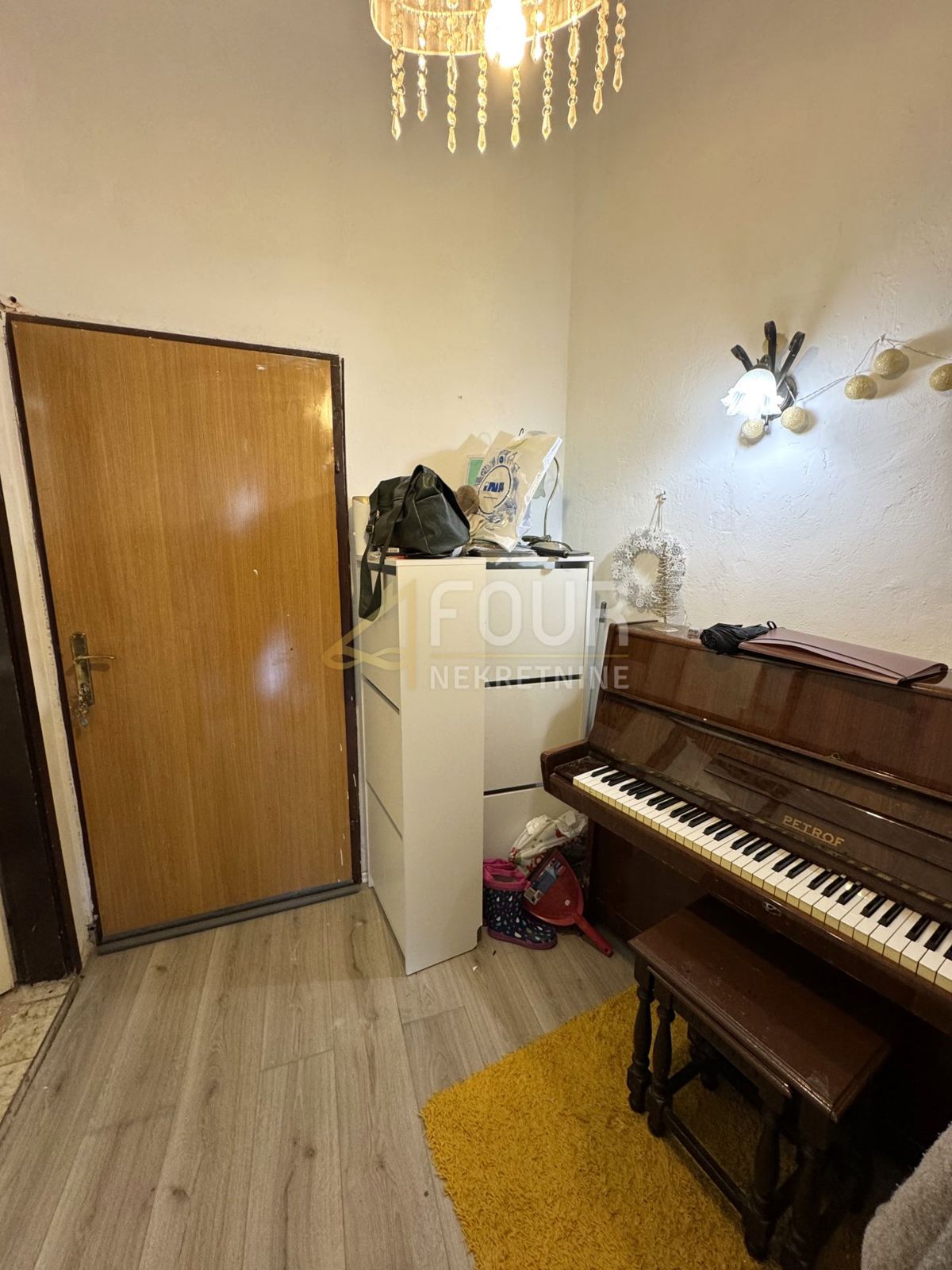 Centar, Rijeka, 85,10m2