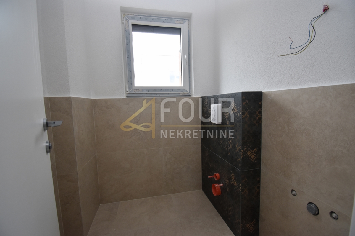 Novi Vinodolski, 95,41m2