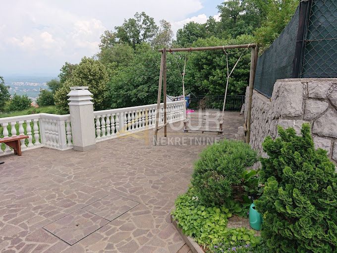 Bregi, Matulji, 350m2