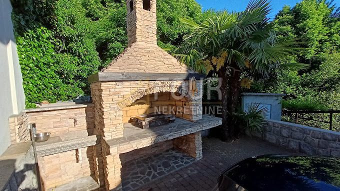 Bregi, Matulji, 350m2