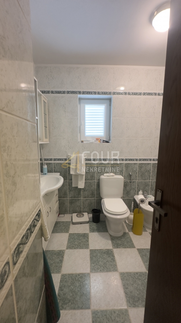 Crikvenica, 224m2