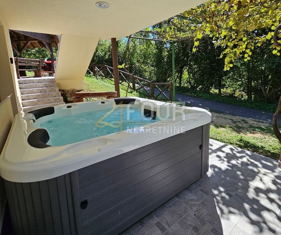 Belo, Delnice, 130m2