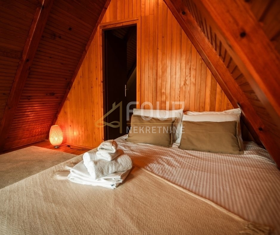 Belo, Delnice, 130m2