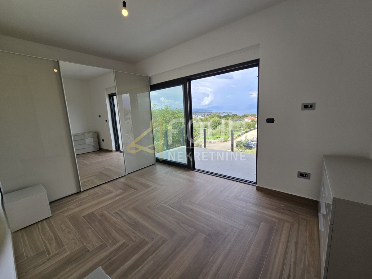 Malinska, Malinska-Dubašnica, 225m2