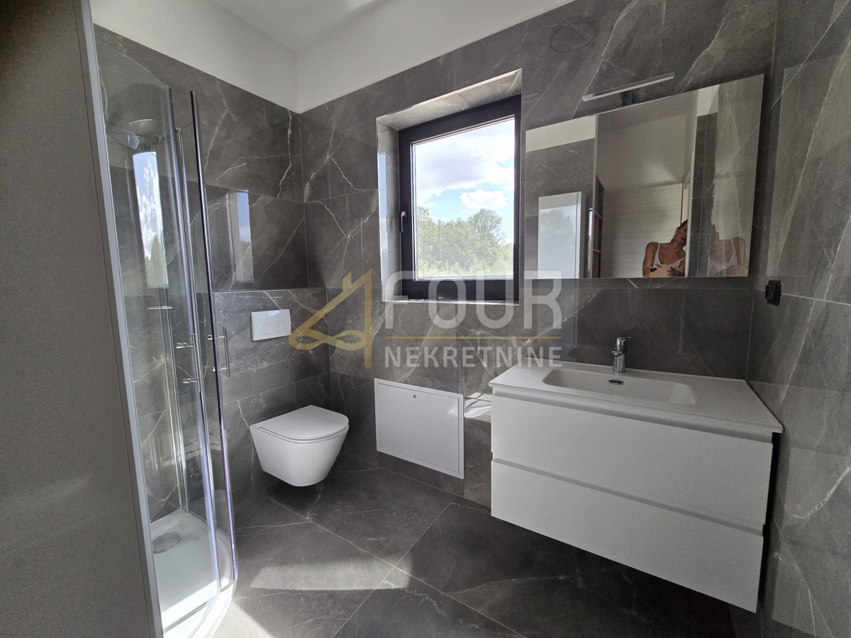 Malinska, Malinska-Dubašnica, 225m2