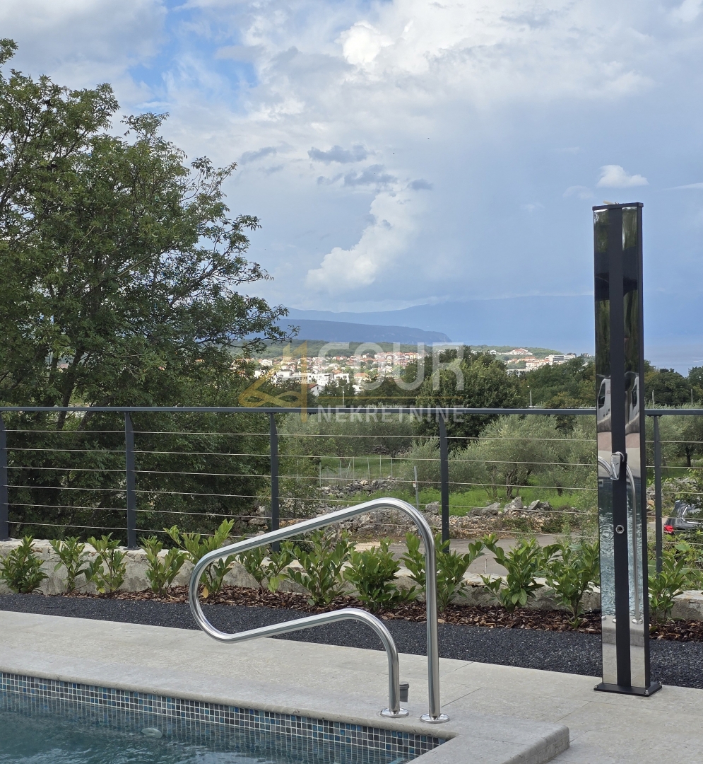 Malinska, Malinska-Dubašnica, 225m2