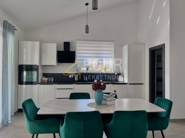 Labin, 130m2