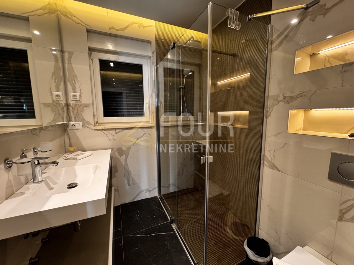 Opatija - Centar, Opatija, 2.000m2