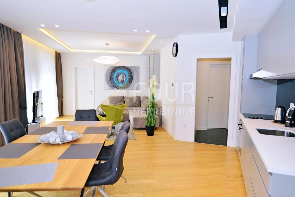 Opatija - Centar, Opatija, 2.000m2