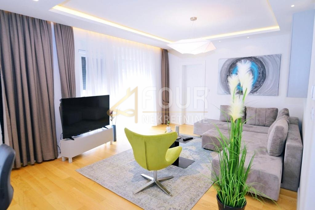 Opatija - Centar, Opatija, 2.000m2