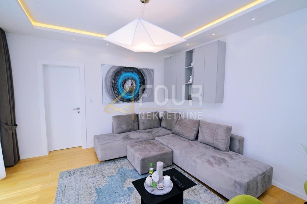 Opatija - Centar, Opatija, 2.000m2