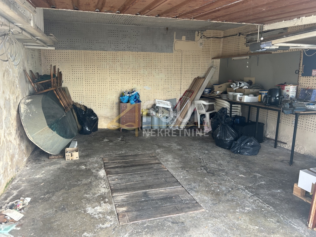 Kantrida, Rijeka, 61m2