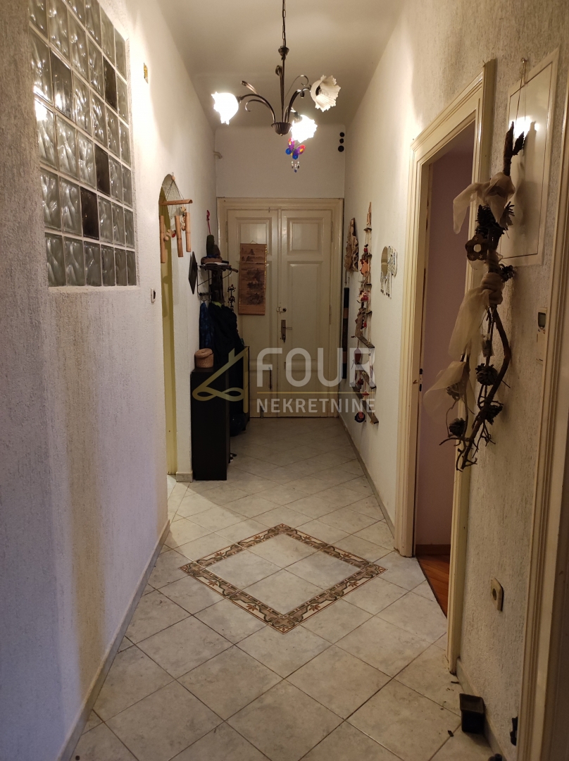 Centar, Rijeka, 87,65m2