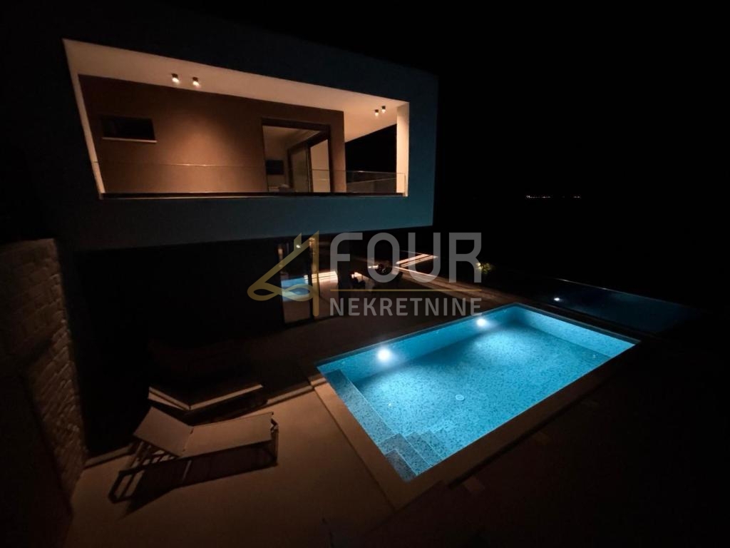 Lovran - dintorni, Medveja, casa indipendente con piscina