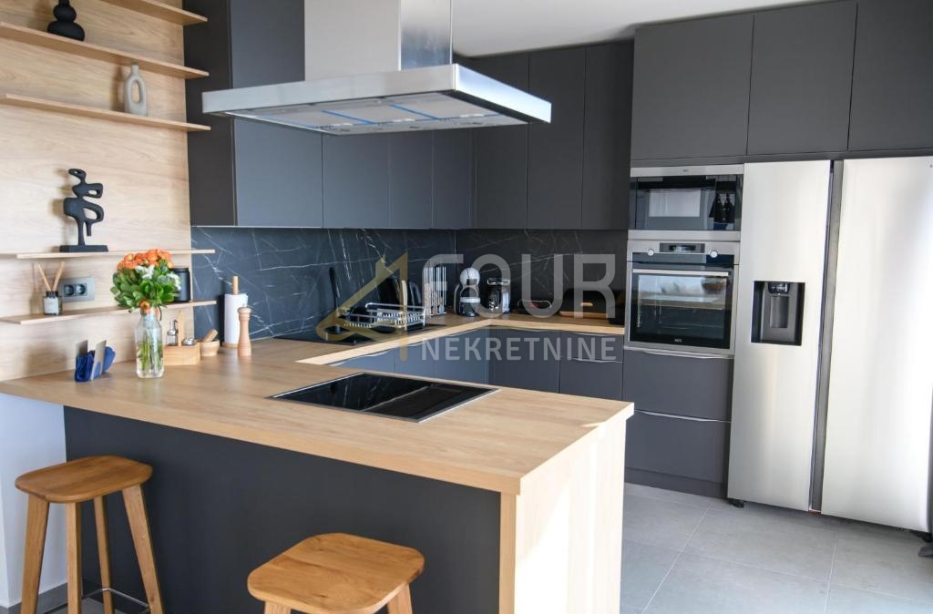 Lovran - dintorni, Medveja, casa indipendente con piscina