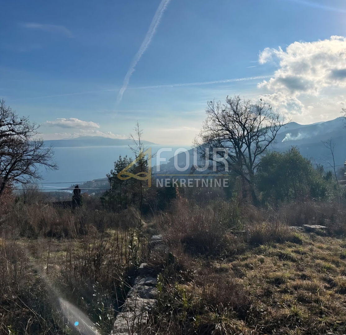 Opatija, Veprinac, terreno edificabile, 813m2