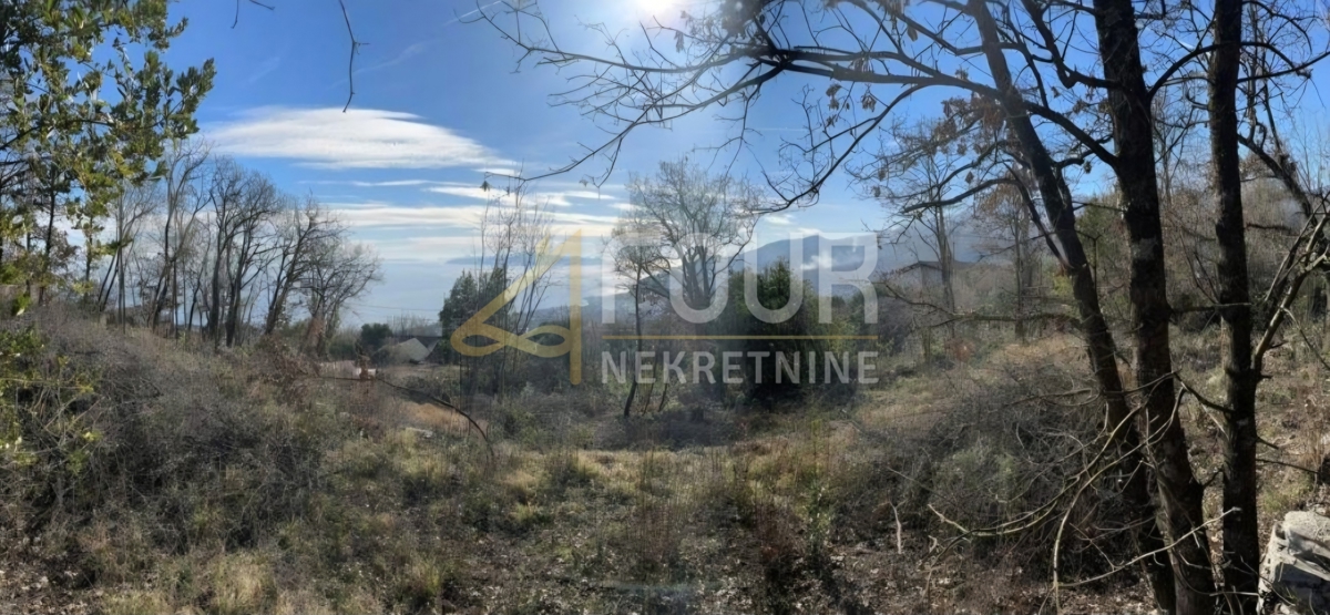 Opatija, Veprinac, terreno edificabile, 813m2