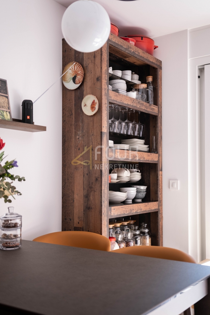 Srdoči, Rijeka, 65,16m2