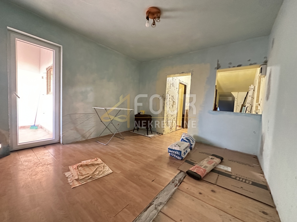 Istria, Rovigno, monolocale+bilocale, 40m2, balcone, vista mare