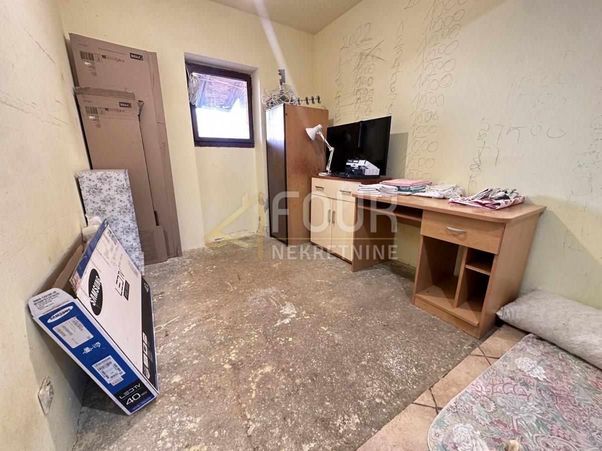 Istria, Rovigno, monolocale+bilocale, 40m2, balcone, vista mare