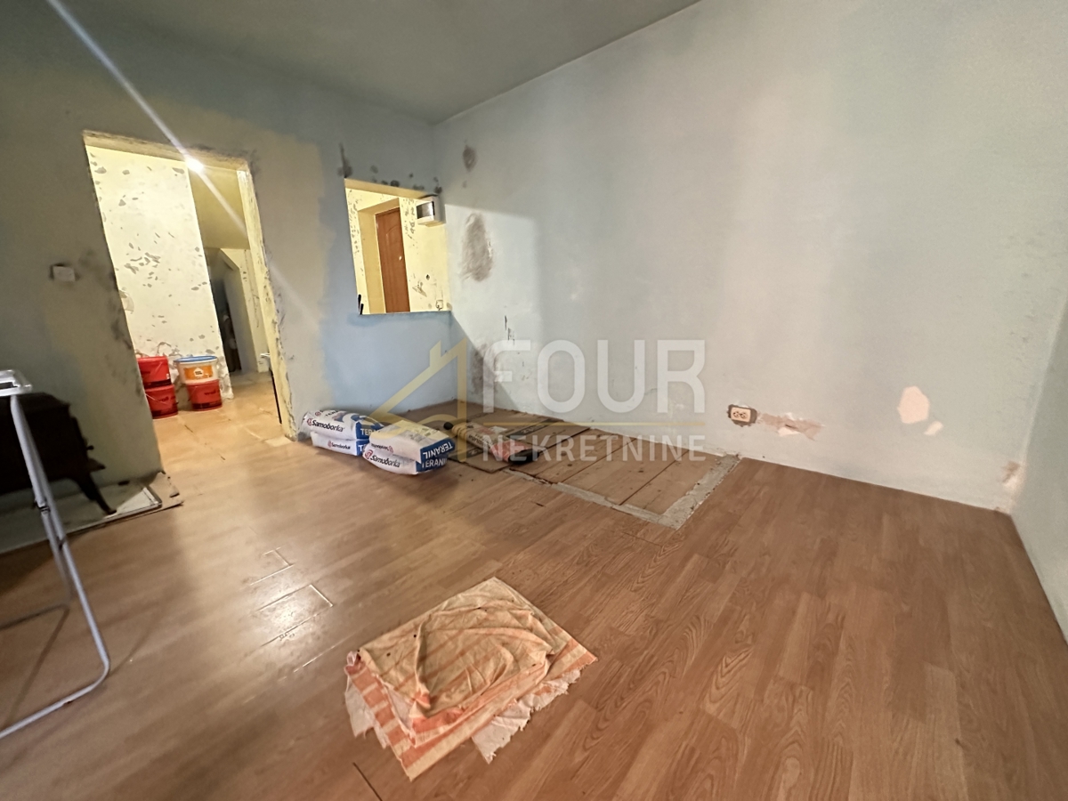 Istria, Rovigno, monolocale+bilocale, 40m2, balcone, vista mare