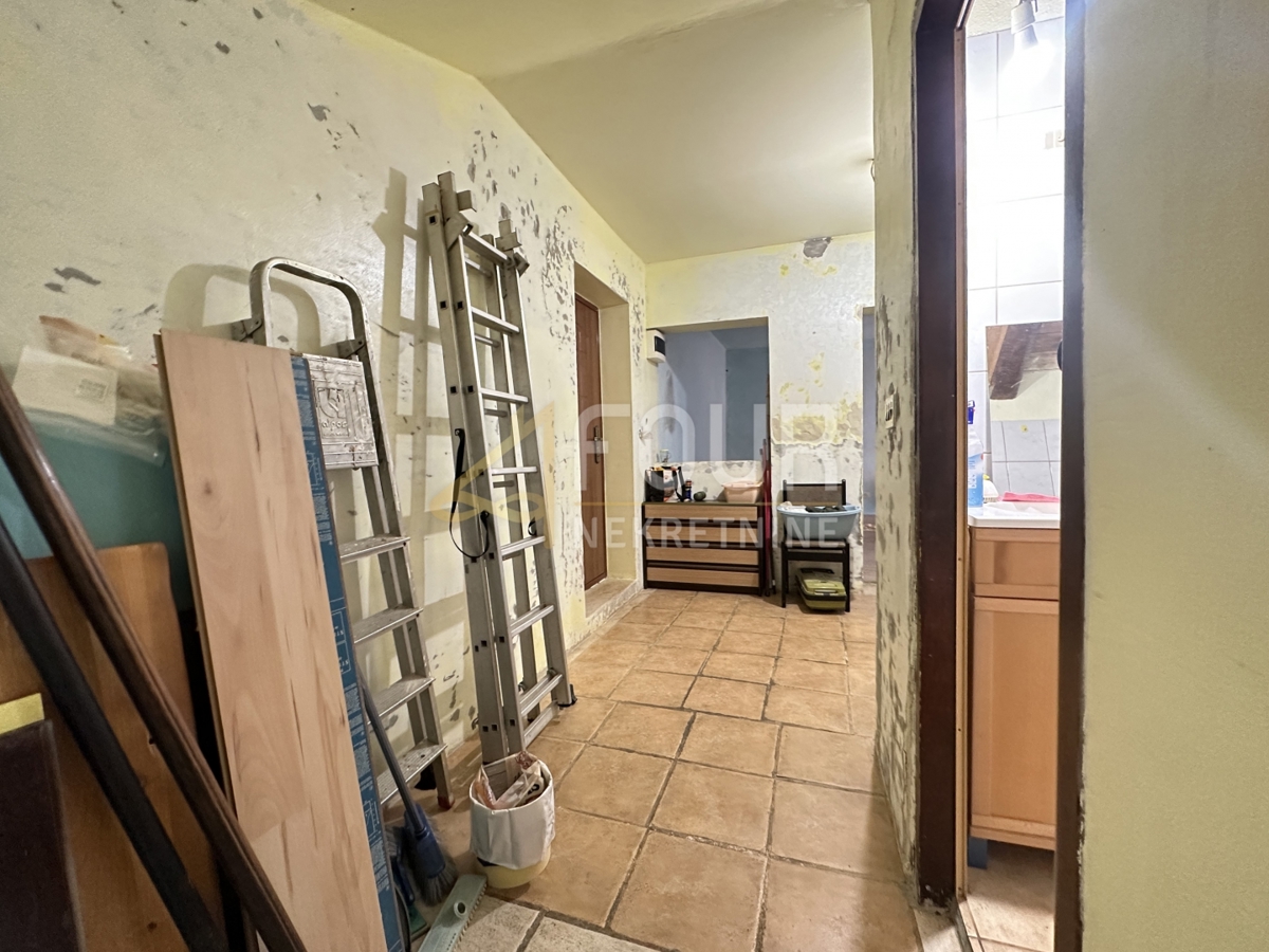 Istria, Rovigno, monolocale+bilocale, 40m2, balcone, vista mare