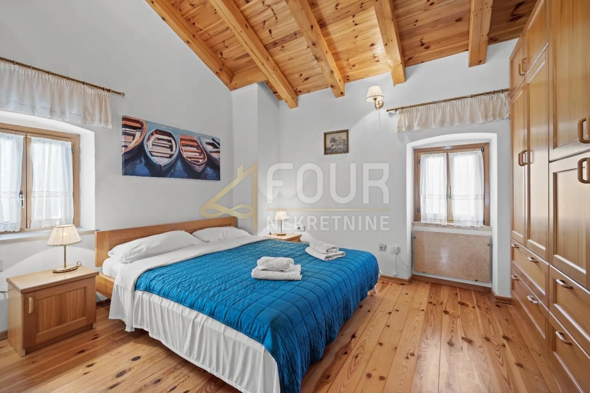 Istria, Kanfanar, casa indipendente con piscina